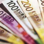 Євро вперше з початку року різко пішов униз