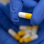 Верховній Раді пропонують зарегулювати ринок лікарських засобів через оборонний законопроєкт. Бізнес попередив про ризики