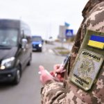 Виїзд за кордон 18-24-річних: на сайті Верховної Ради опублікували текст законопроєкту. Деталі