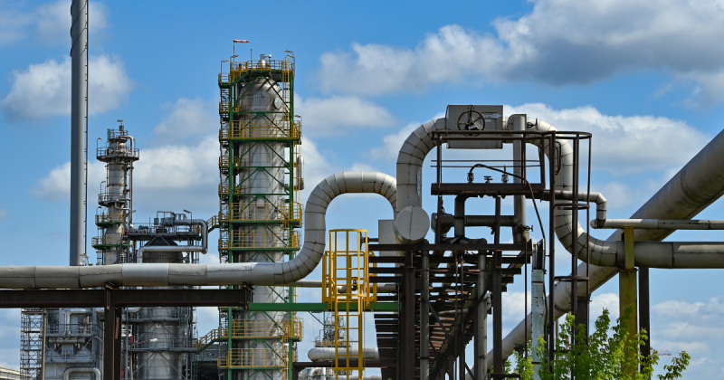 Основний нафтовий термінал Росії скоротить експорт на половину через удари українських безпілотників – Reuters
