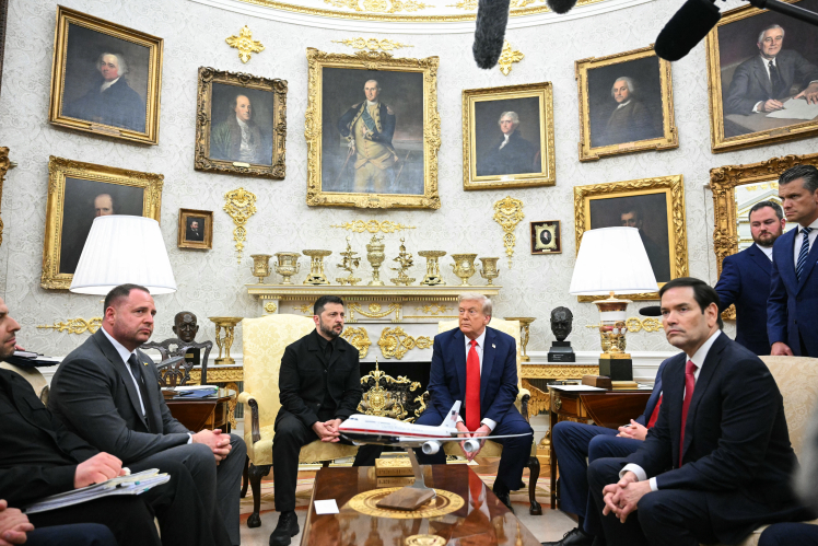 Трамп зустрів Зеленського в Білому домі: лідери відповідають на запитання журналістів. LIVE