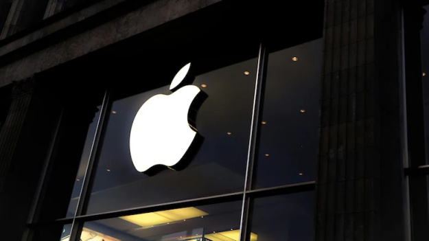Apple збільшить свої інвестиції у США на $100 млрд