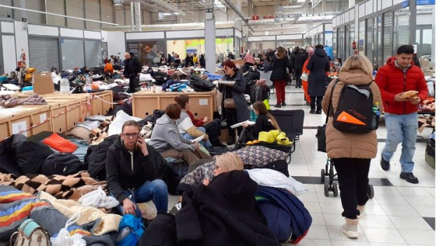 До 1 300 євро щомісяця: які країни найбільше платять українським біженцям