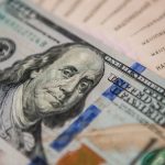 Долар подорожчав на шість копійок: НБУ встановив курси валют на перший день осені