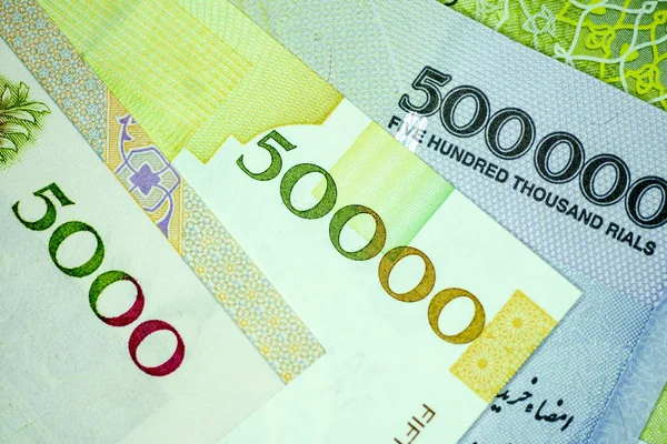 Іран схвалив деномінацію валюти