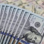 Курс валют: долар у банках подешевшав на 5 копійок