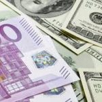 Курс валют: євро дешевшає в банках та обмінниках