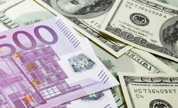 Курс валют: євро дешевшає в банках та обмінниках