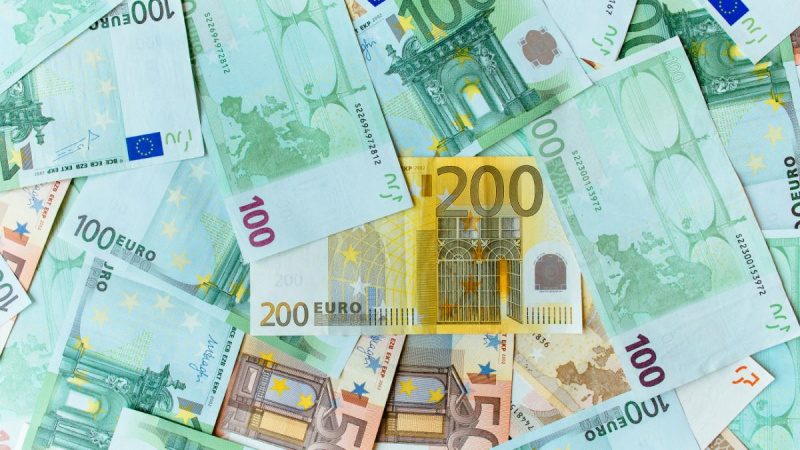 Курс валют: євро злетіло на міжбанку у перший день серпня