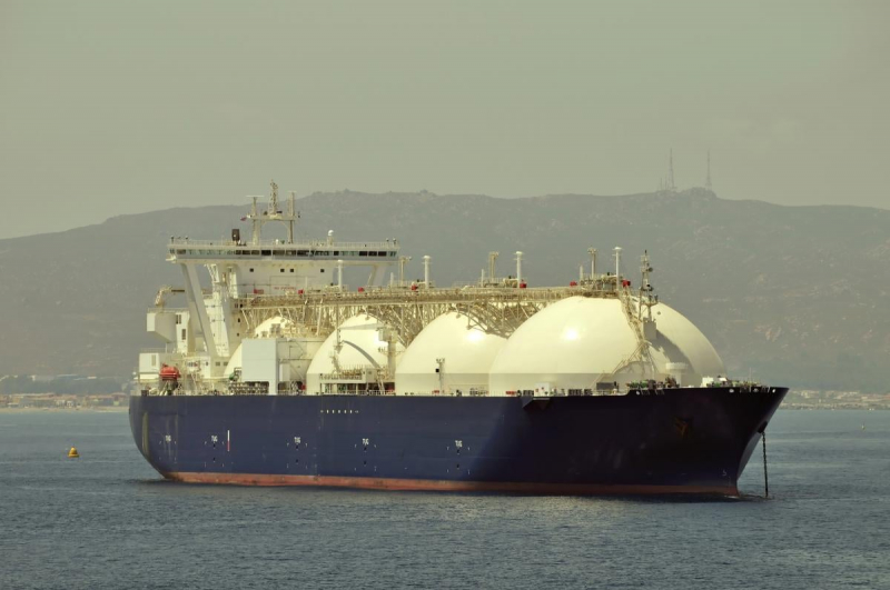 Не злізли з “голки”: ЄС заплатив Росії за газ на мільярд євро більше, ніж минулоріч