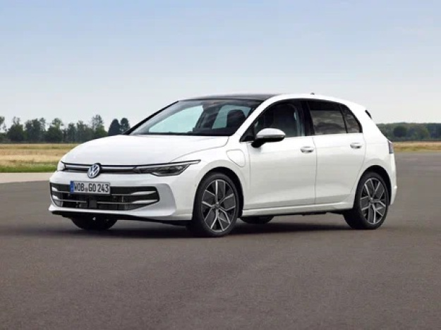 Понад 22 тисячі авто за місяць: попит на «секонд-хенд» із-за кордону б’є рекорди