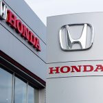 Прибуток Honda впав на 50% через мита Трампа, але компанія підвищила річний прогноз