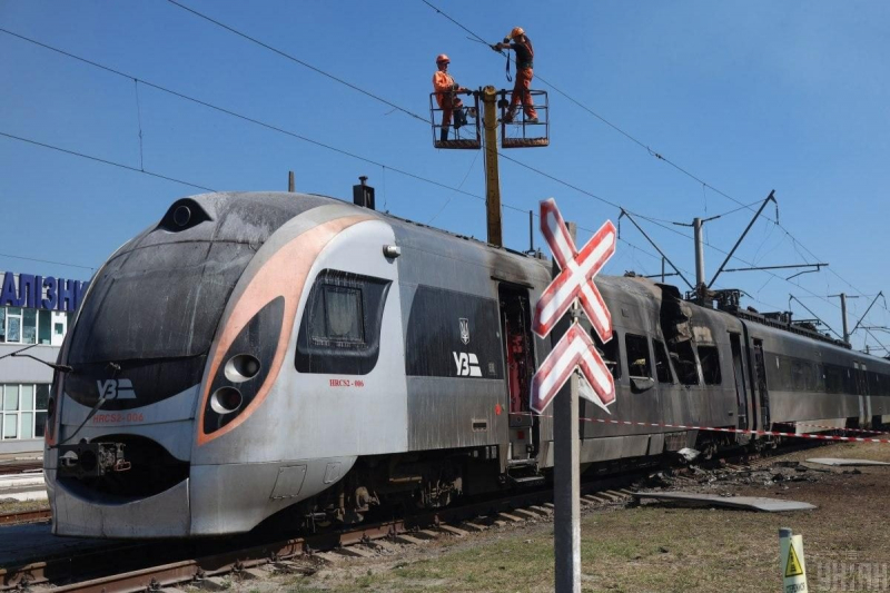 Удар Росії по Києву: деякі поїзди "Укрзалізниці" затримуються до трьох годин