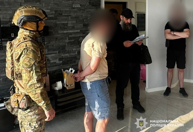 В Одесі заарештували «криптотрейдера», який ошукав людей на понад 42 мільйони гривень