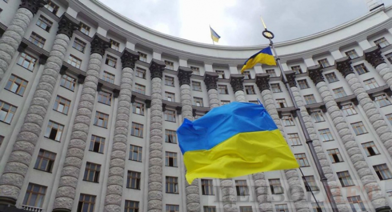 В уряді допускають два сценарії розвитку економіки: оптимістичний та консервативний