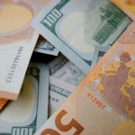 Євро та долар дорожчають: НБУ встановив курси валют на середу