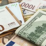 Євро зростає, долар падає: Нацбанк оновив курси валют