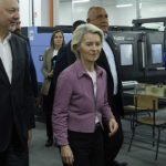 Літак президентки Єврокомісії сів у Болгарії без GPS: у ЄС підозрюють втручання Росії