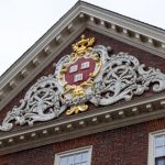 Суд зобов’язав адміністрацію Трампа розморозити гранти для Гарварду на $2,2 млрд