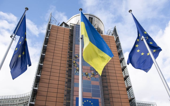 Головне за понеділок: ризики для гривні й затвердження програми реформ Ukraine Facility
