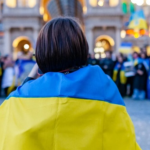 Виїзд молоді 18–22 років не загрожує економіці України — пояснення експерта Економіка України не базується на праці молодих чоловіків віком 18–22 років