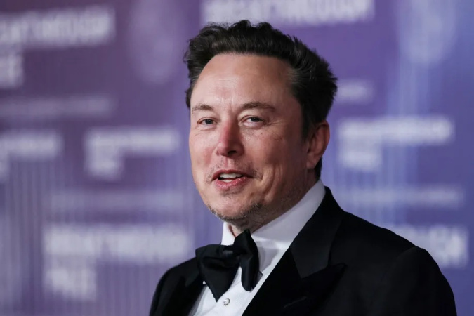 Маск інвестував $1 млрд у Tesla. Акції різко зросли