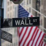 Ринок праці у США різко сповільнився, Волл-стріт впала через побоювання рецесії