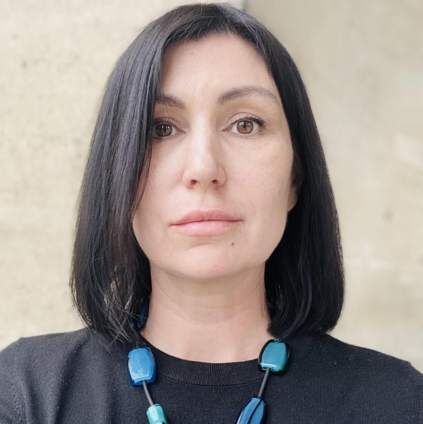 "Санкції треба посилювати: доходи РФ від нафти і газу становлять близько 585 мільйонів доларів на день", - топменеджерка "Razom We Stand" Світлана Романко