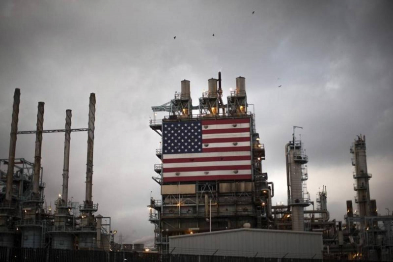 США не втримали ціни на нафту від падіння