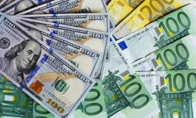 Євро зросло на міжбанку, а долар лишається стабільним