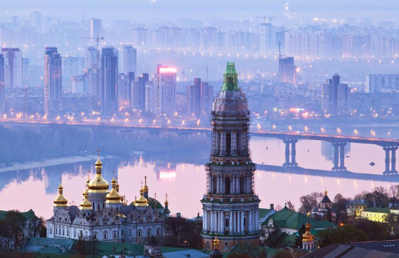 Яке свято 28 жовтня 2025 року Яке свято 28 жовтня 2025 року