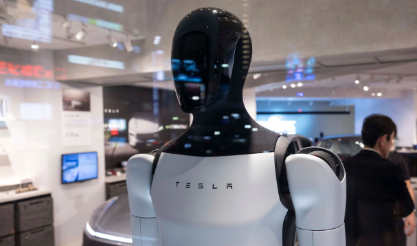 Tesla Optimus robot