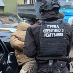 У Тернополі правоохоронці затримали сімох військових, причетних до діяльності злочинної групи.