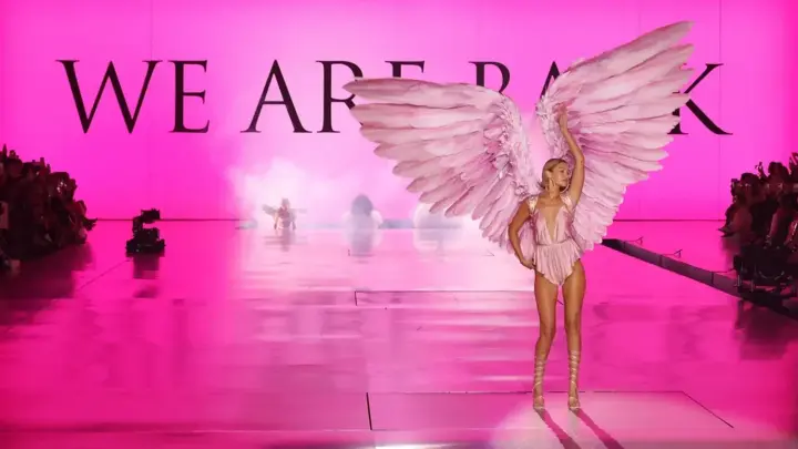 Шоу Victoria’s Secret