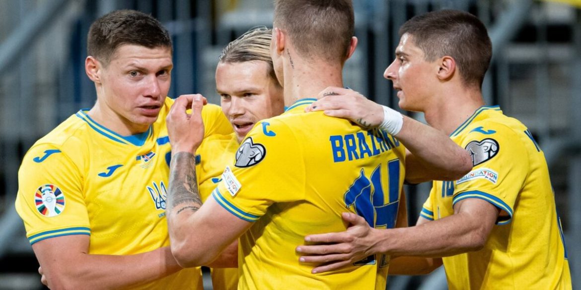Збірна України з футболу