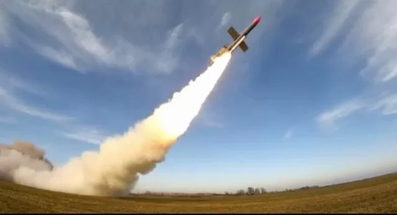 Українська ракета «Фламінго» здивувала світ: дальність у 3000 км і тонна вибухівки