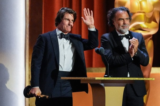 Tom Cruise erhielt bei den Governors Awards seinen ersten Ehrenoscar und beeindruckte mit seiner Rede über die Macht des Kinos.