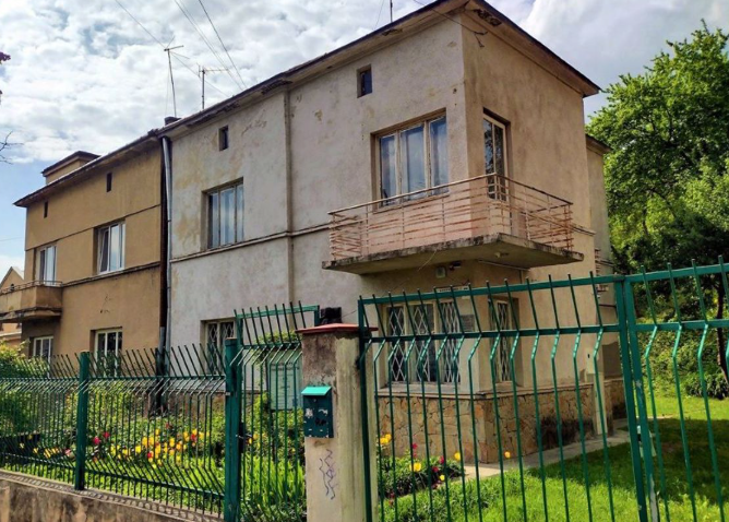 Куди піти у Львові в листопаді 2025: фестивалі, кіно, театр та виставки