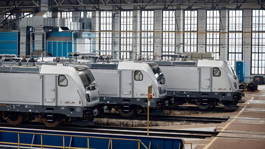 Україна замовила у Alstom 55 вантажних електровозів: коли стартують поставки та як це оновить парк Укрзалізниці