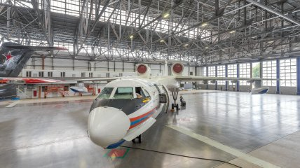 Удар по «Таганрог-Южний» у ніч на 25 листопада: знищено літак А-60 та пошкоджено завод Берієва — що відомо