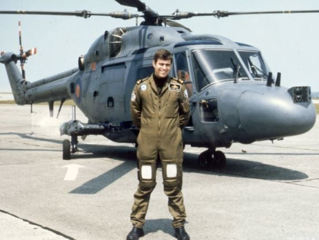 Prinz Andrew könnte im Jahr 2025 seinen letzten Ehrenrang als Vizeadmiral verlieren.
