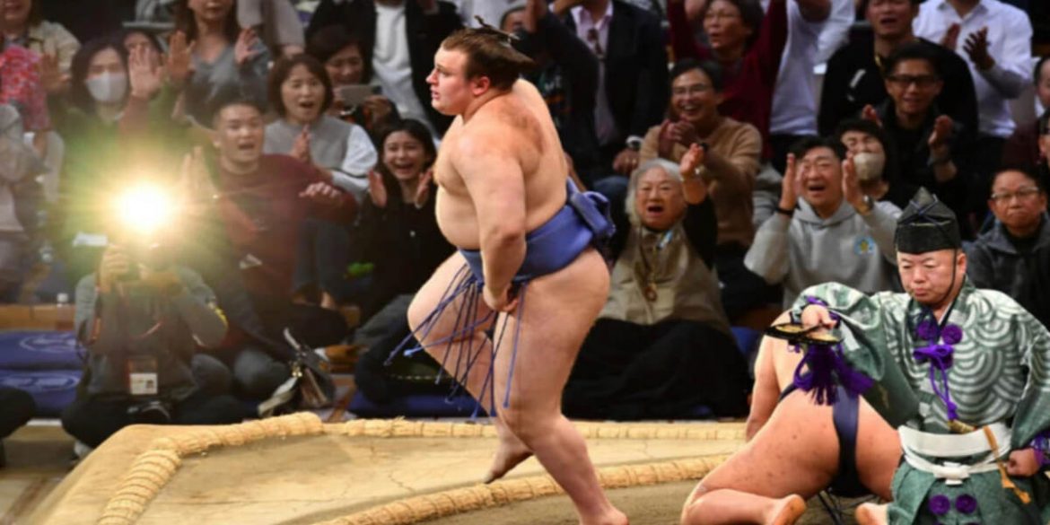 Українець Явгусишин виграв Kyushu Basho 2025 і здобув Кубок Імператора