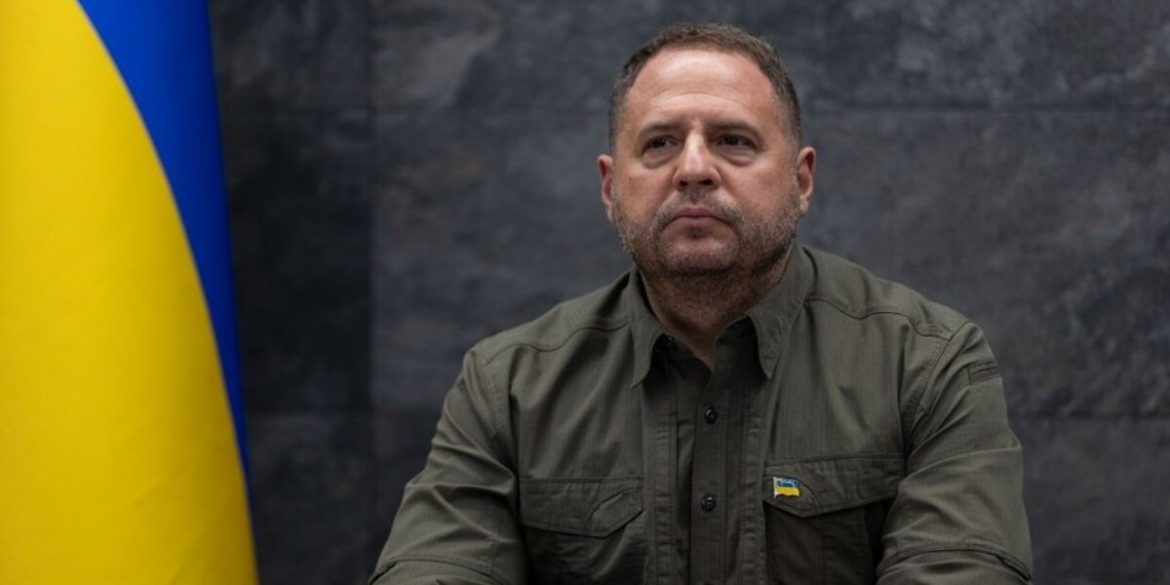 Обшуки в Єрмака 28 листопада — чи отримав підозру та що знайшло НАБУ