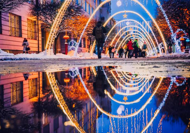 Де зустріти Новий рік 2026 в Івано-Франківську: куди піти, скільки коштує і що обрати