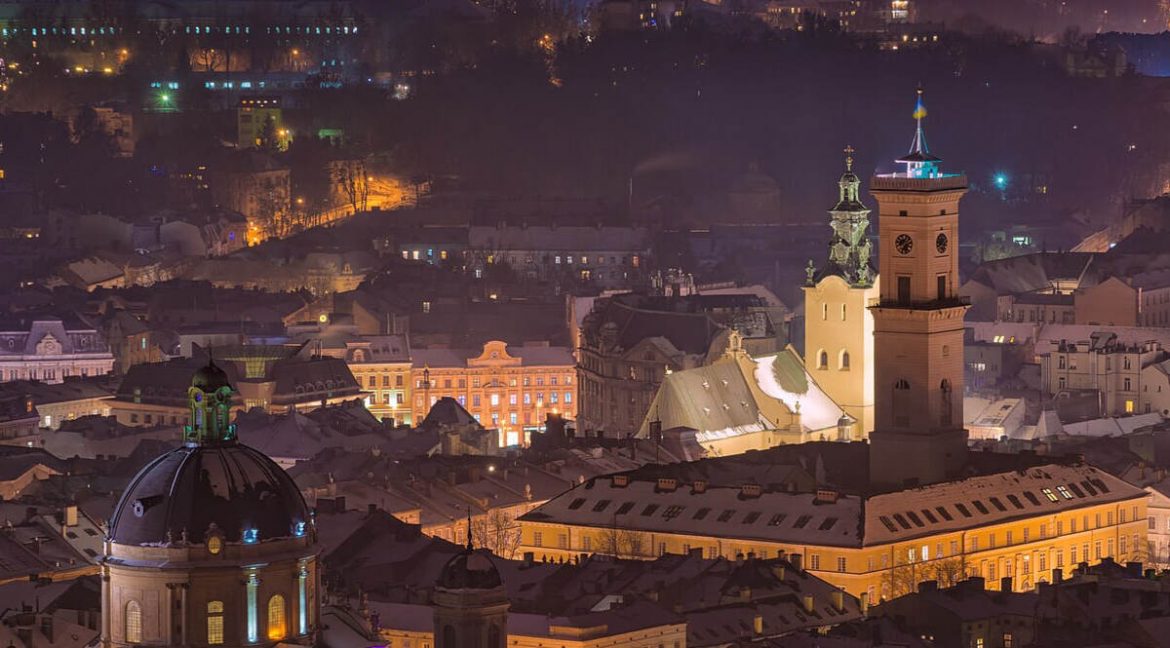 Львів і область: жорсткі відключення світла 8 грудня — графік