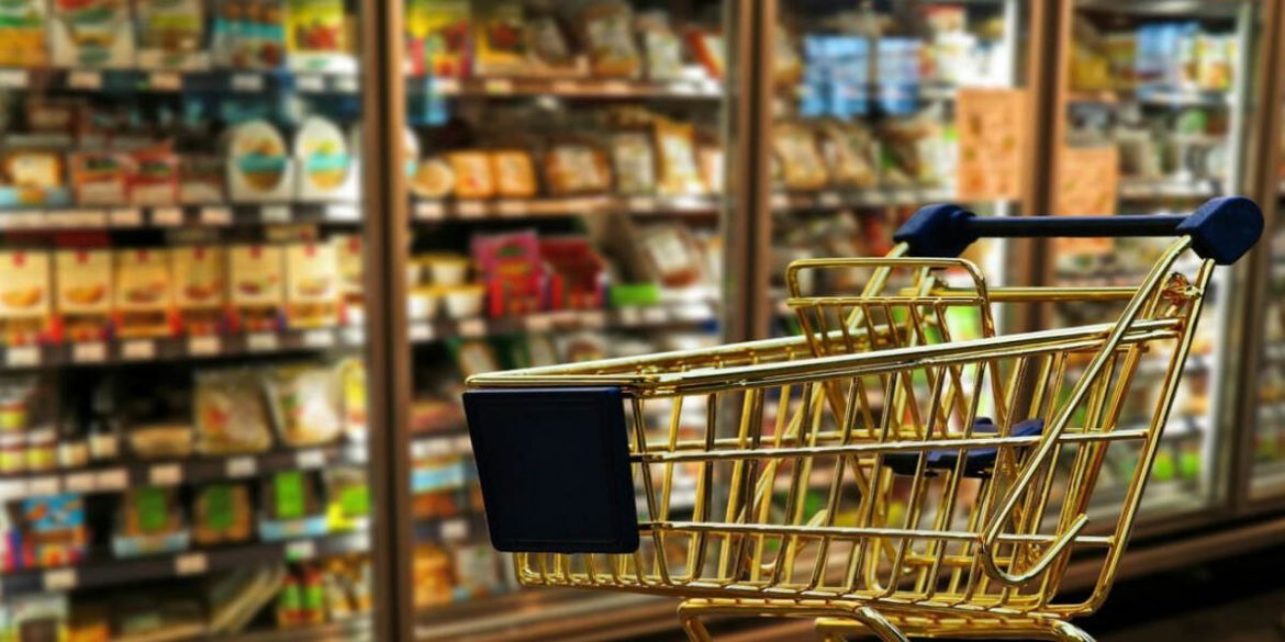 Ціни на продукти в супермаркетах України у 2025 році: що подорожчало і подешевшало