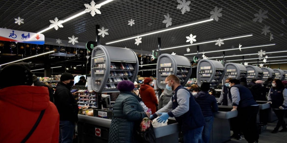 Новорічні знижки в АТБ до 50% з 17 по 23 грудня — що подешевшало