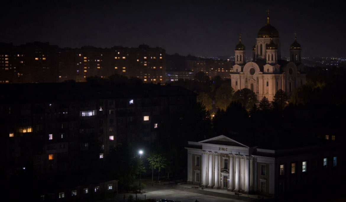 Графік відключень світла на Черкащині 4 січня : повний графік ГПВ по чергах