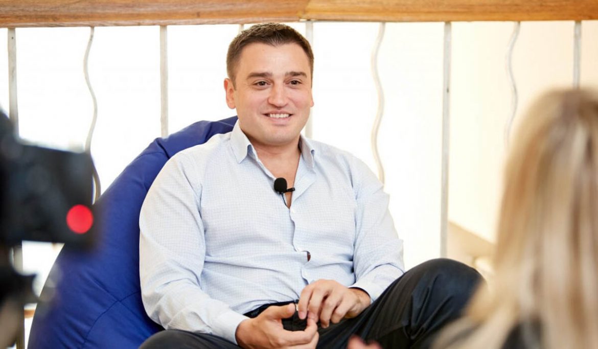 Хто такий Олександр Борняков і чому він очолив Мінцифри: кар’єра, декларація, сім’я та ключові ініціативи