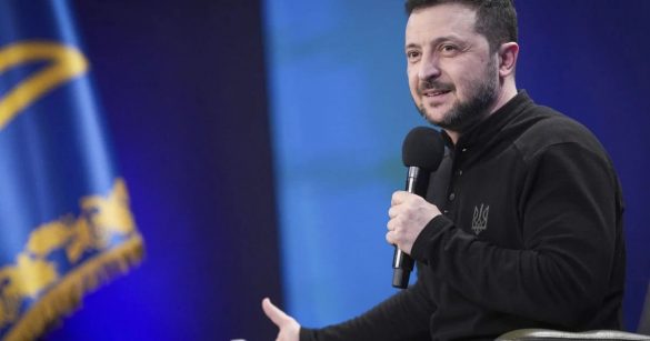 День народження Зеленського 25 січня: скільки років, коротка біографія, сім’я і хто привітав